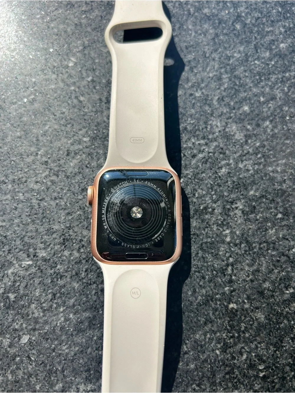 Apple Watch SE (40MM Aluminum)